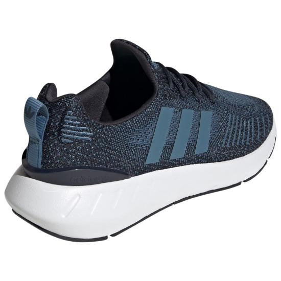 Adidas Swift Run 22